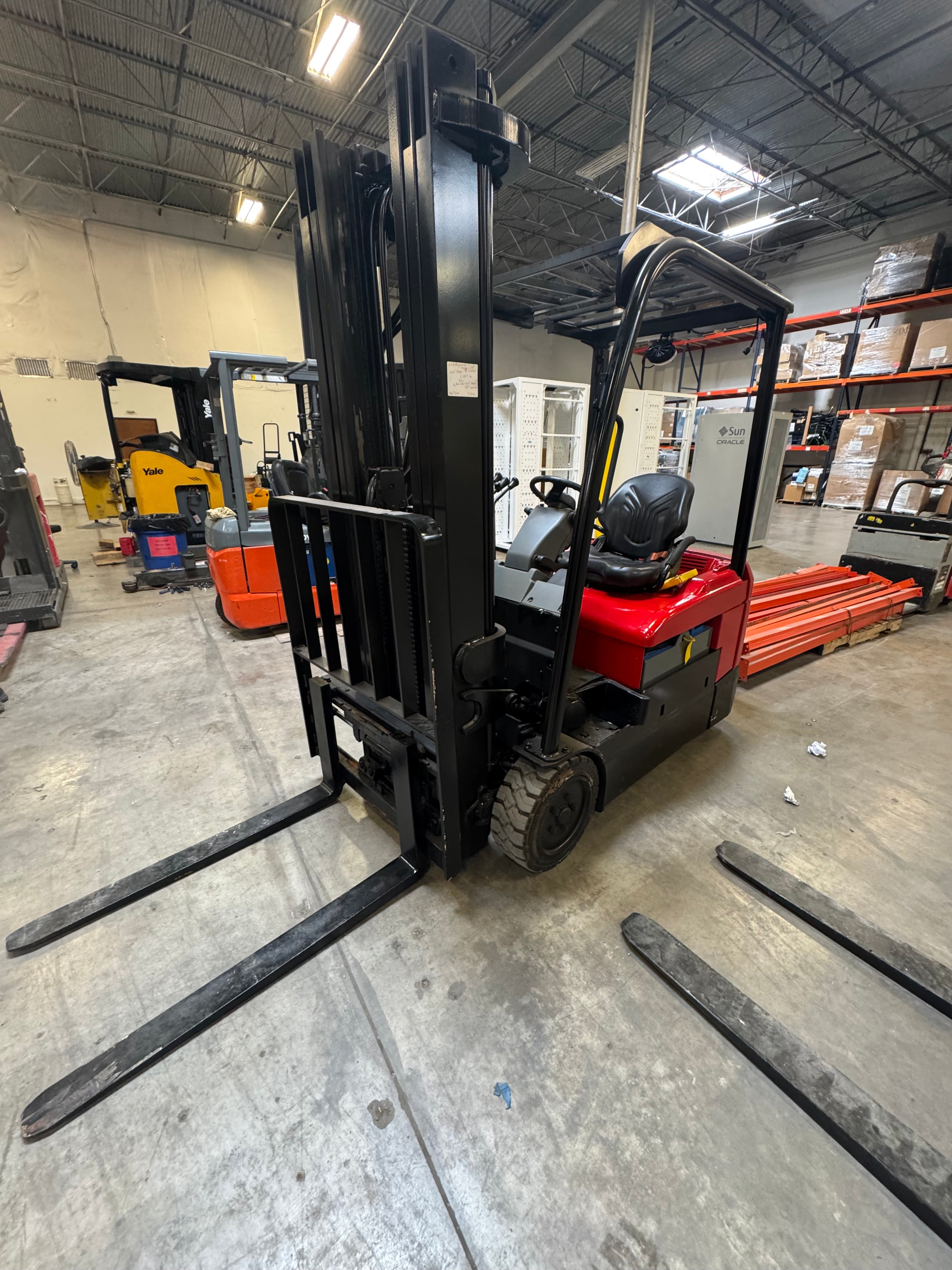 Raymond 4460-C35 3,500 lb Electric Forklift