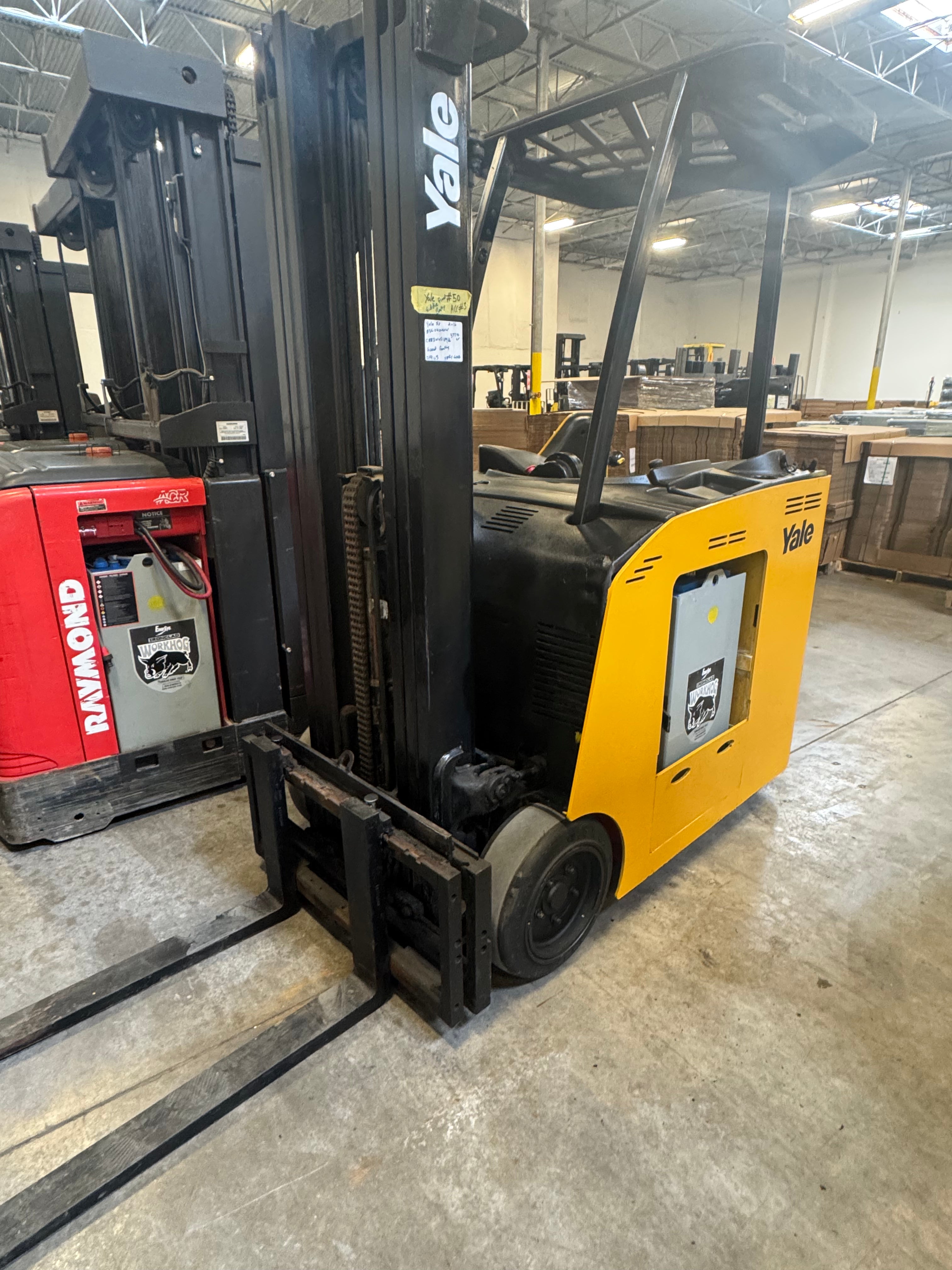 Yale ESC040ADN standup counterbalance forklift 2020 – front view