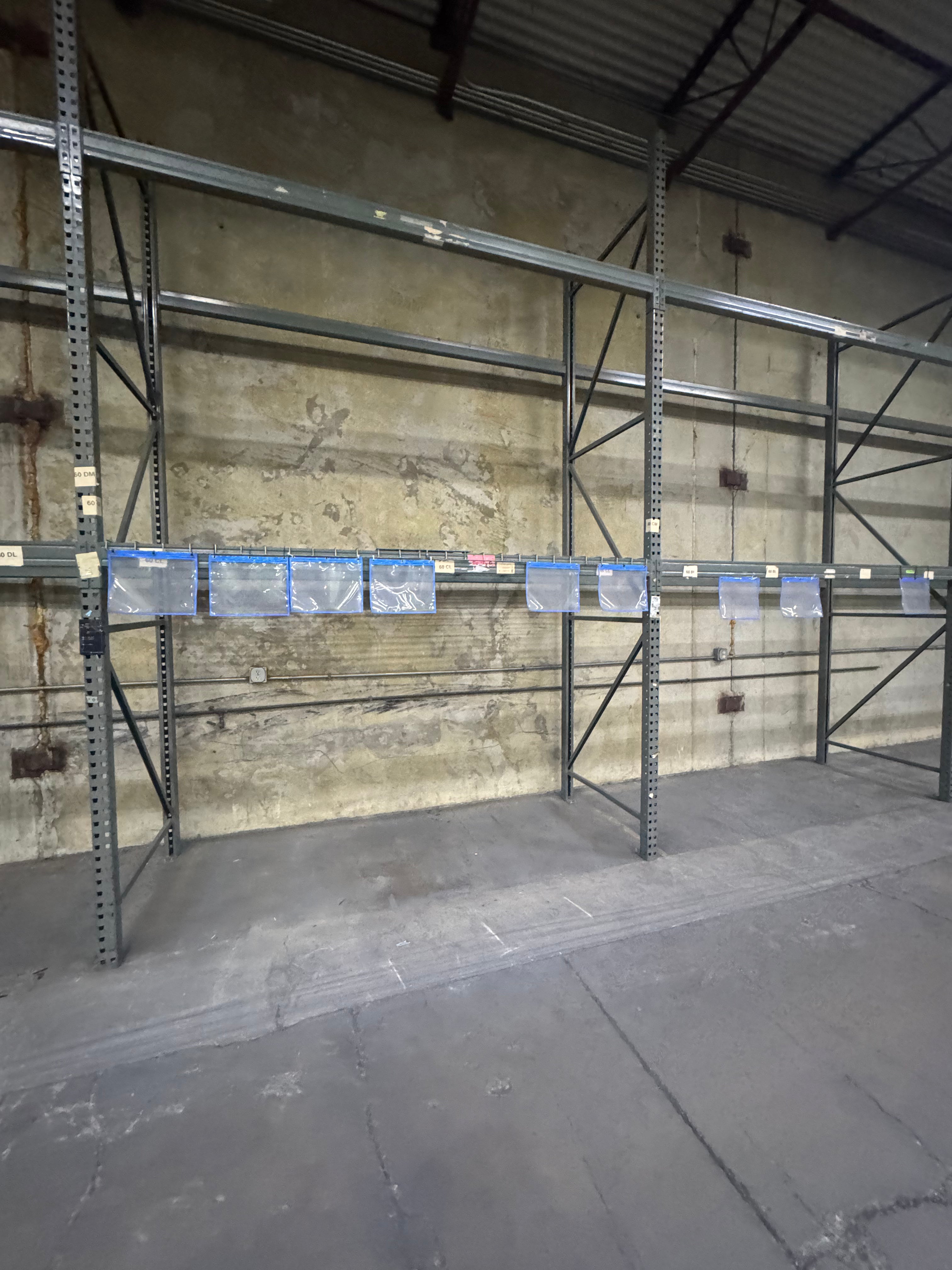 Refurbished pallet racking beams teardrop and structural – stacked beam lot view