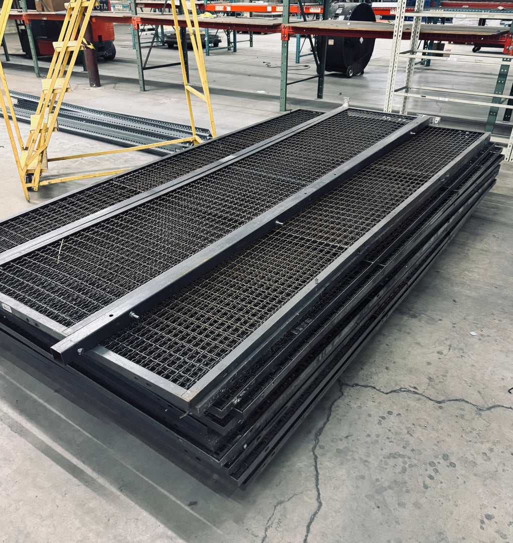 10 ft High Wire Cage Material