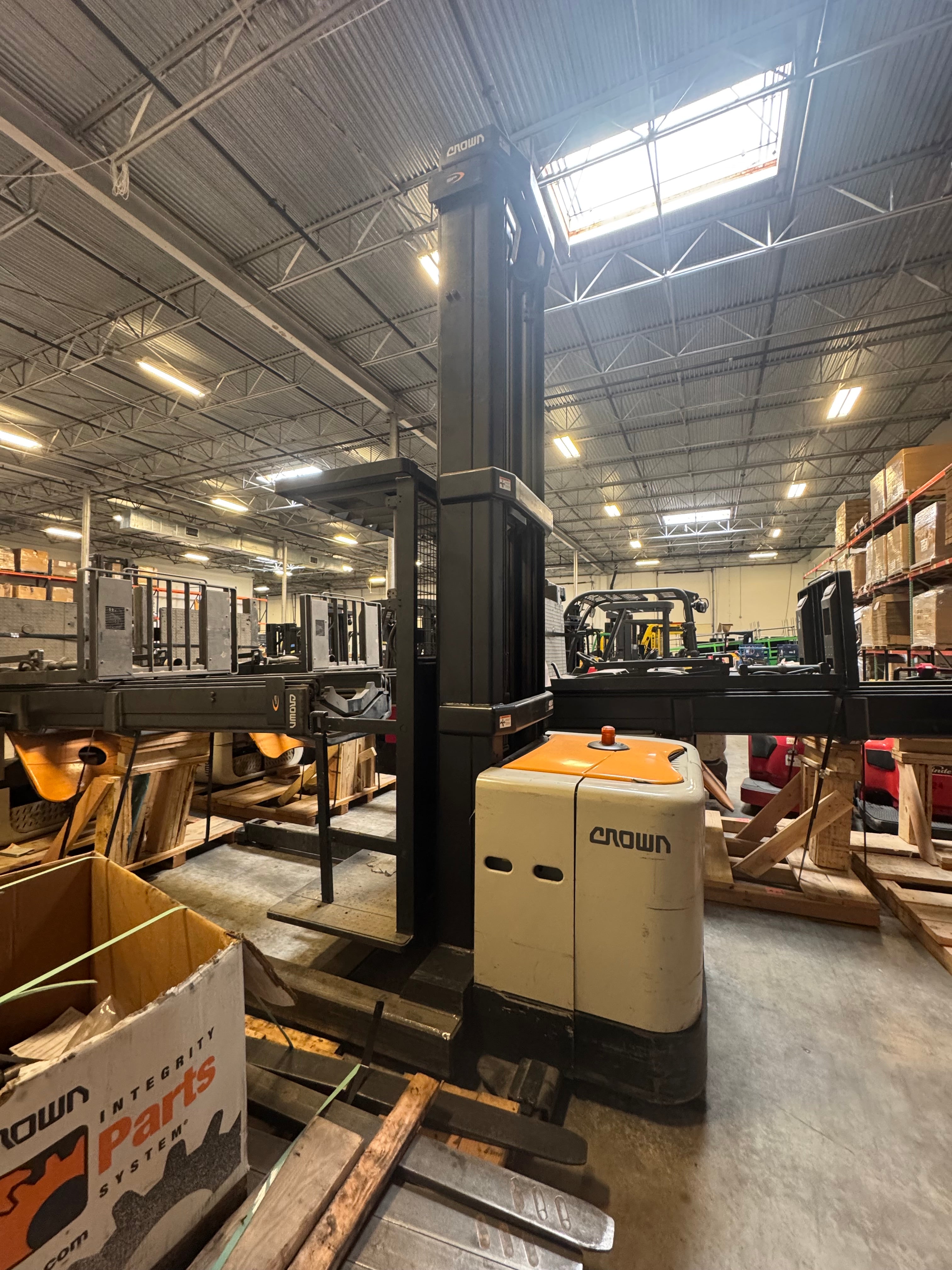 Crown SP3580F Order Picker